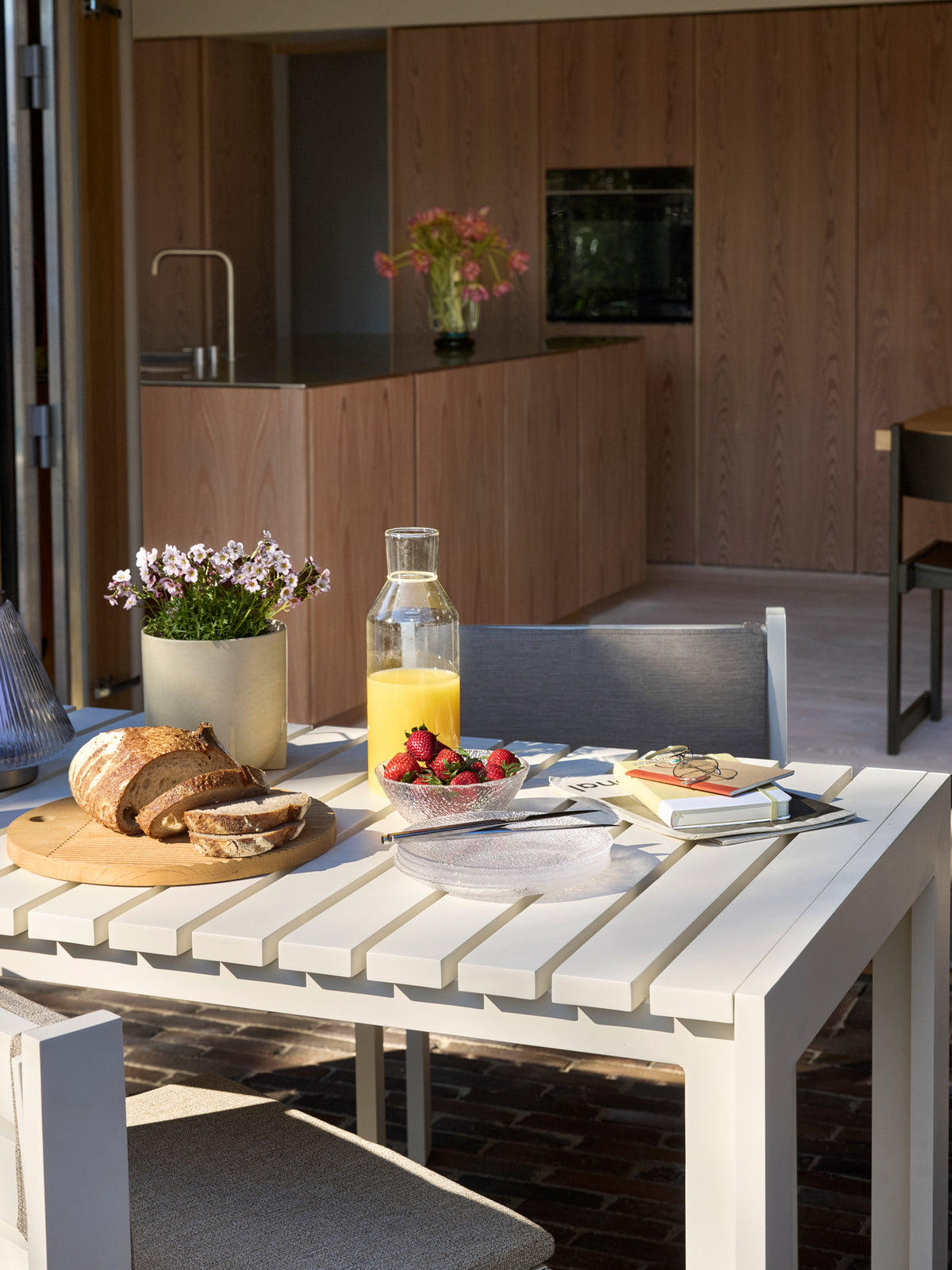 Haus Esstisch, groß, Beige