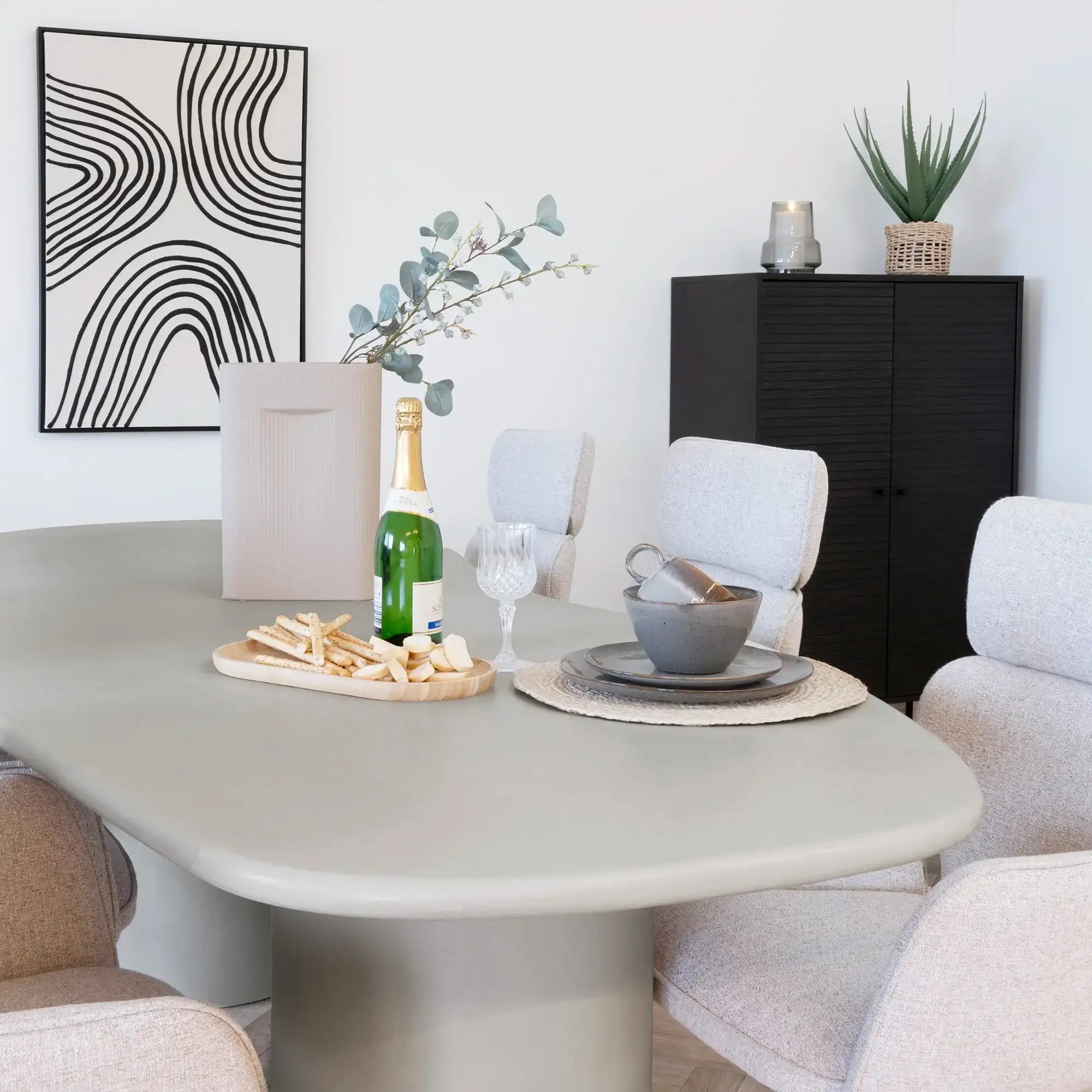 Esstisch 240 cm Betonoptik Beige – Maranola Modernes Design