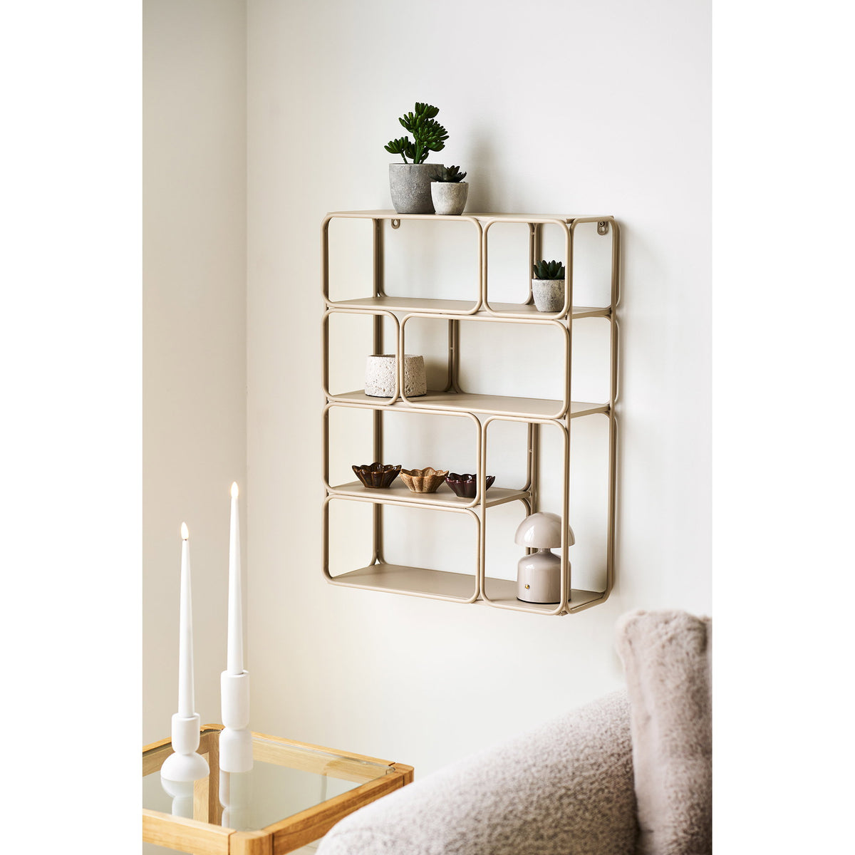 PolsterOase Möbel – Lanciano Wandregal aus Metall, Beige, 48 × 18 × 64 cm – Ansicht 2
