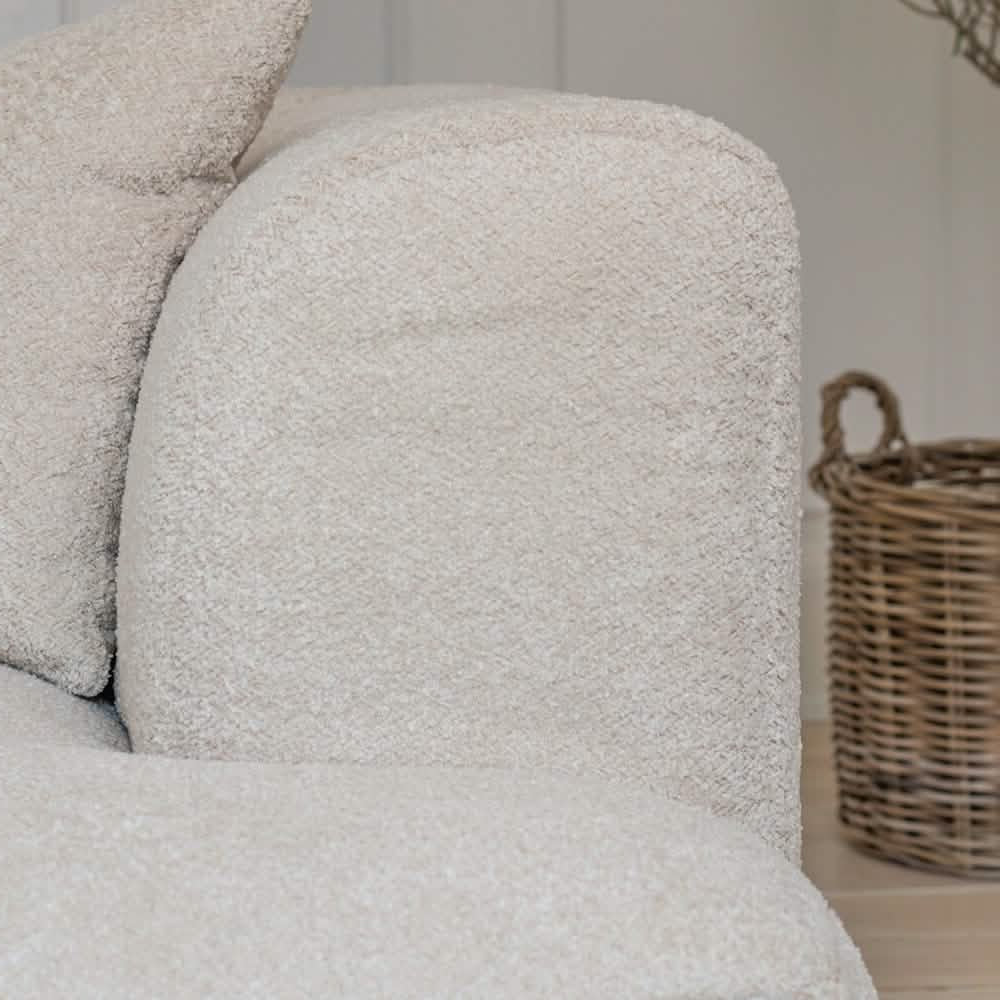 Bora Ecksofa (rechts) in Bouclé Beige, 304 cm Breite | PolsterOase