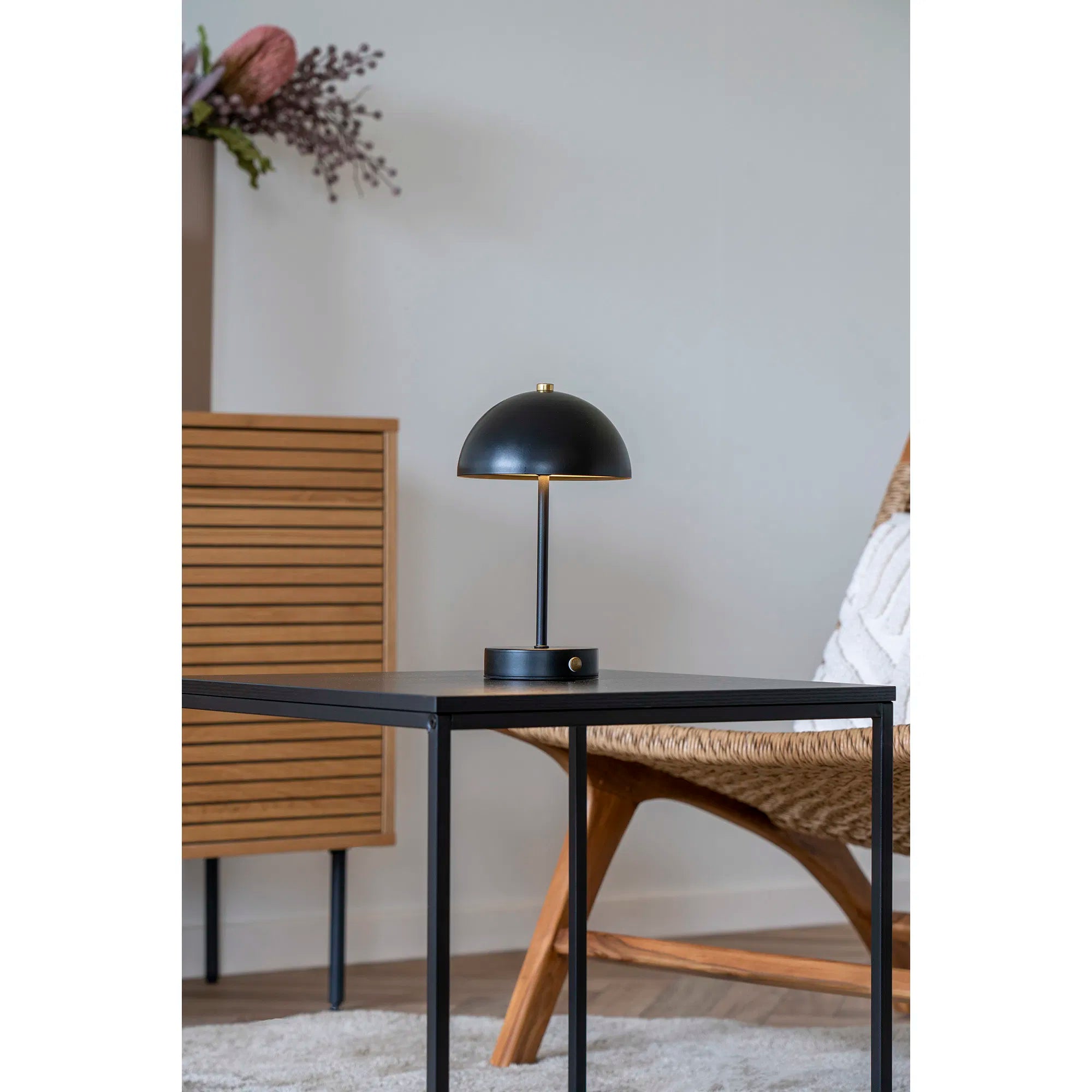 Akku Tischlampe Schwarz/Messing Ø15 cm – Kabellose LED Lampe im skandinavischen Design