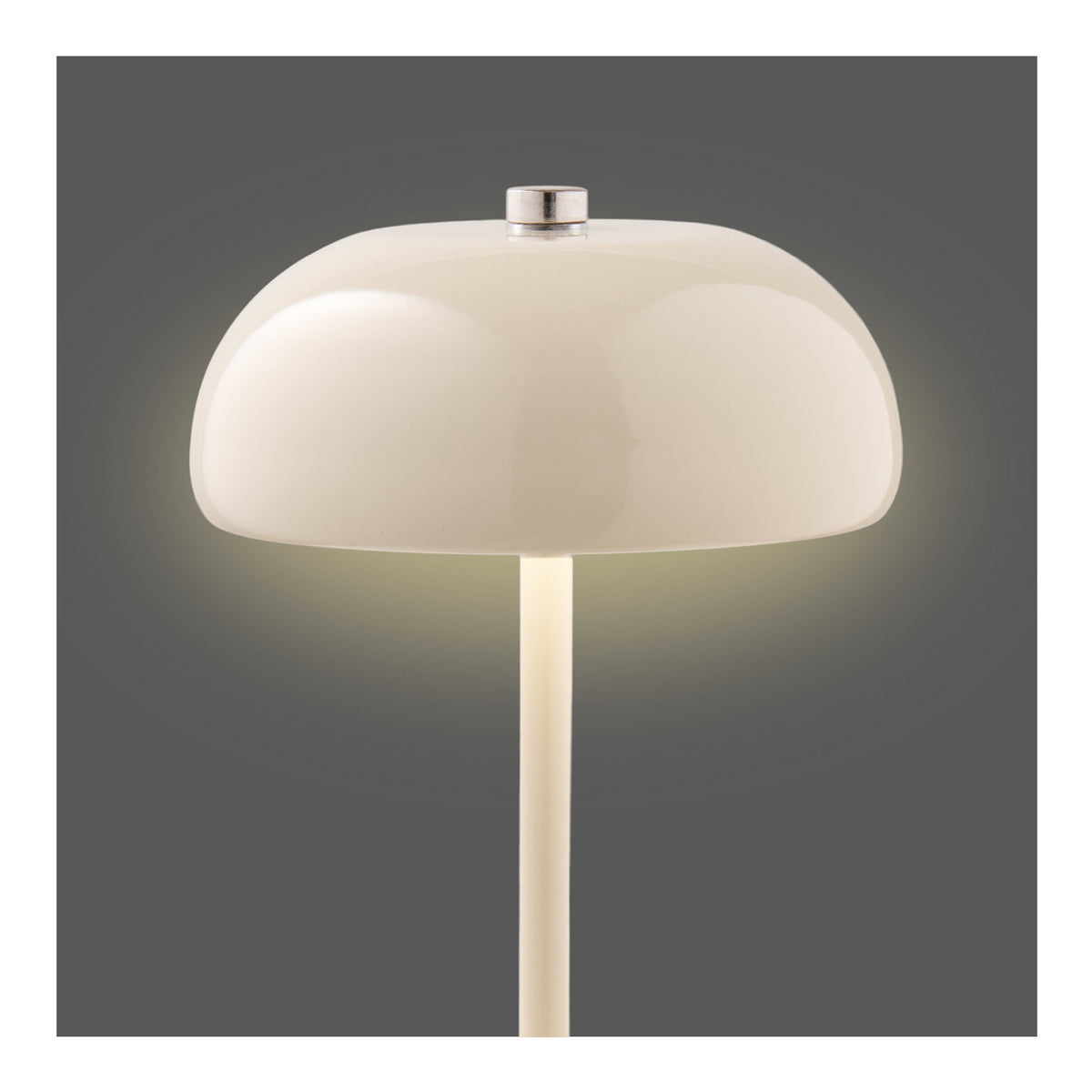 PolsterOase Möbel – Margate Akku Tischlampe aus Metall, Beige, Ø 13 cm – Ansicht 4