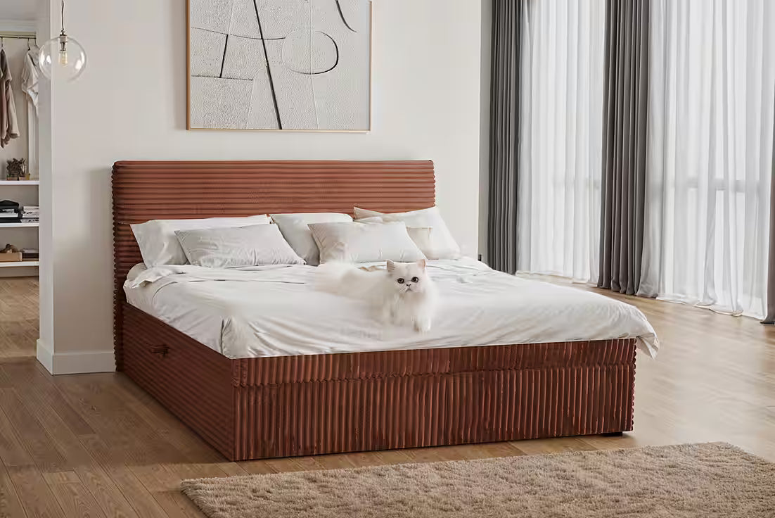 Boxspringbett Toulouse 200x200 cm mit Bettkasten, Topper und Bonellmatratze in Breitcord