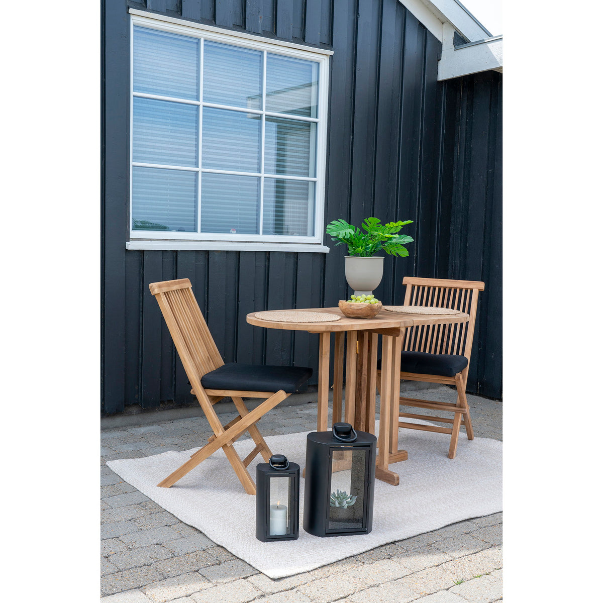 Huelva Beistelltisch aus Teakholz, Natur, 120 × 60 × 75 cm