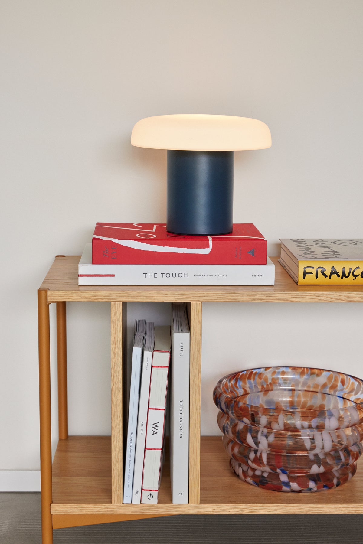 Ateliers Tischlampe Dunkelblau/Weiß