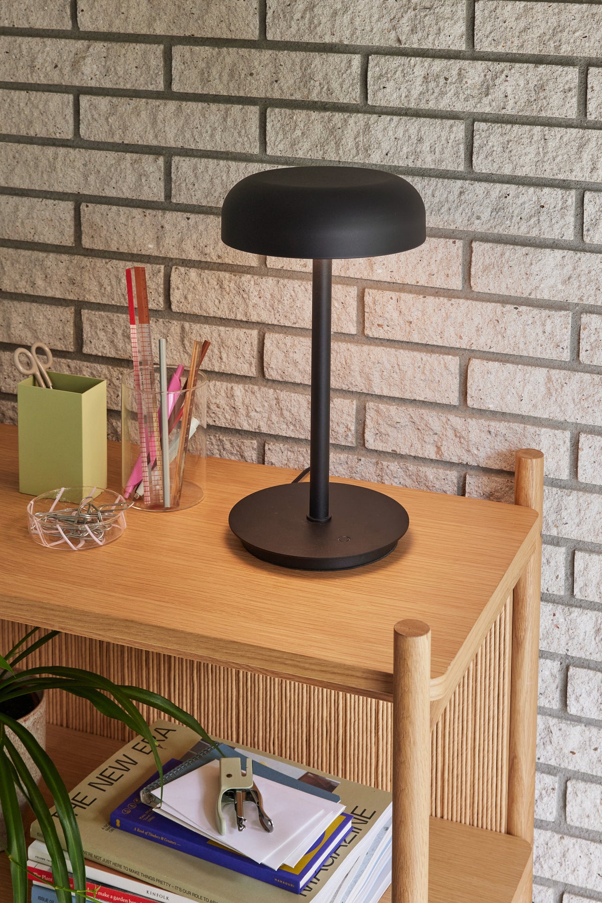 Velo Tischlampe Schwarz