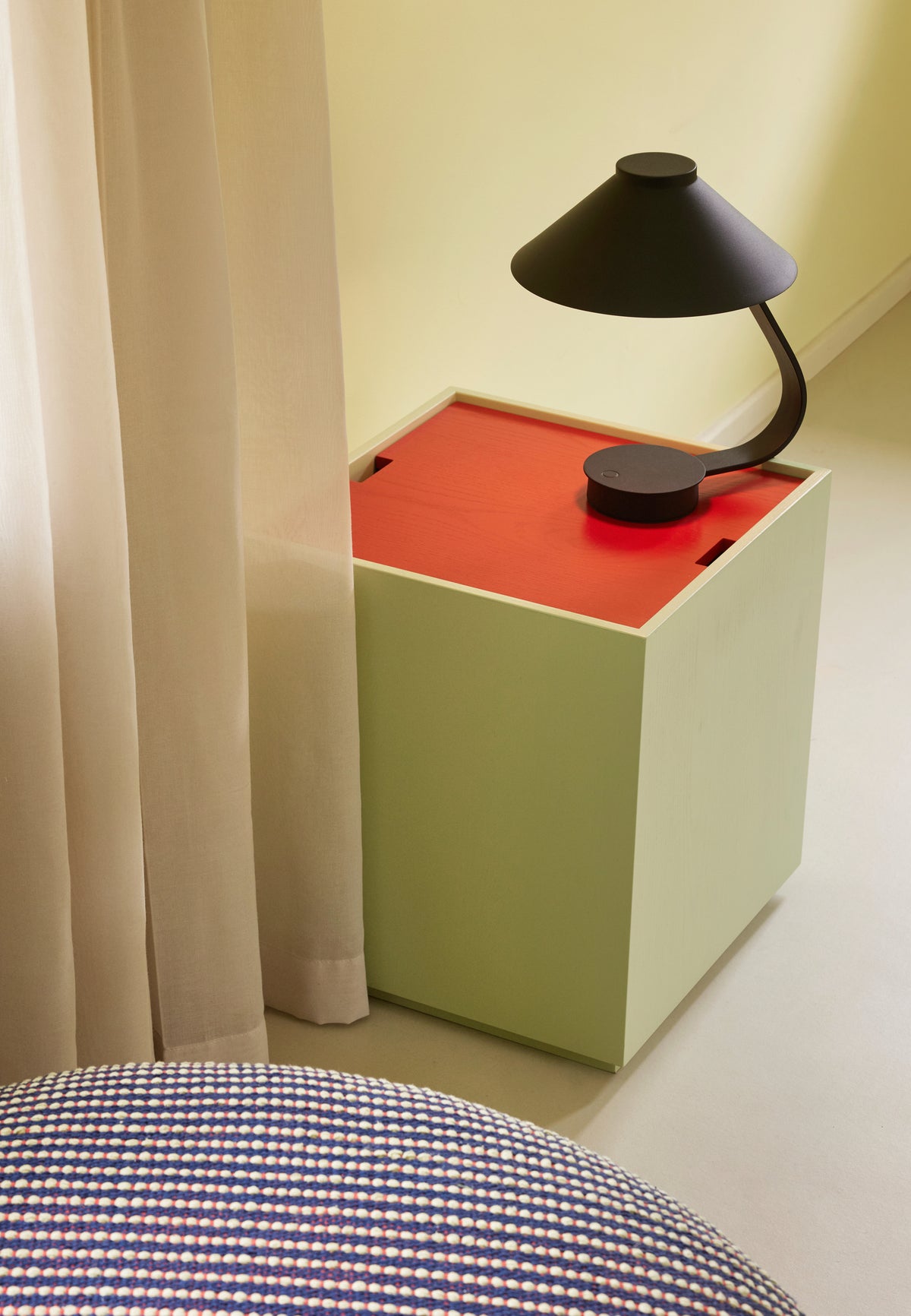 PolsterOase Möbel – Muri Tischlampe aus Eisen mit LED – Ansicht 6