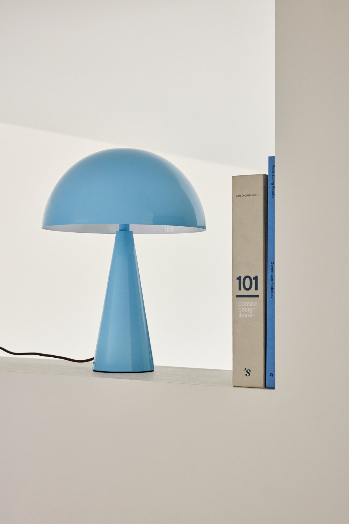 PolsterOase Möbel – Mush Mini, Tischlampe aus Eisen, Hellblau – Ansicht 3