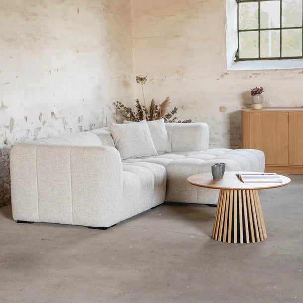 Bora Ecksofa (rechts) in Bouclé Weiß, 240 cm Breite | PolsterOase