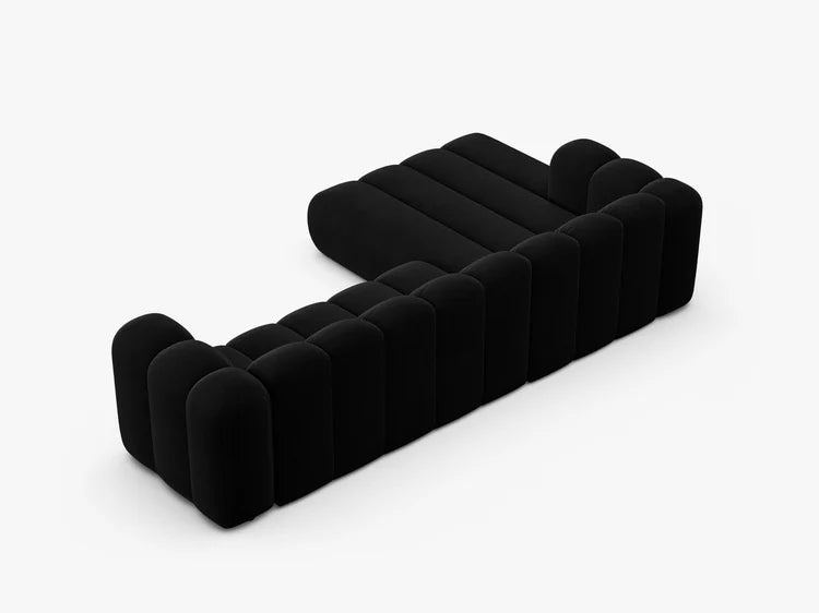 Grandé Ecksofa in Samt Schwarz, 288 cm Breite