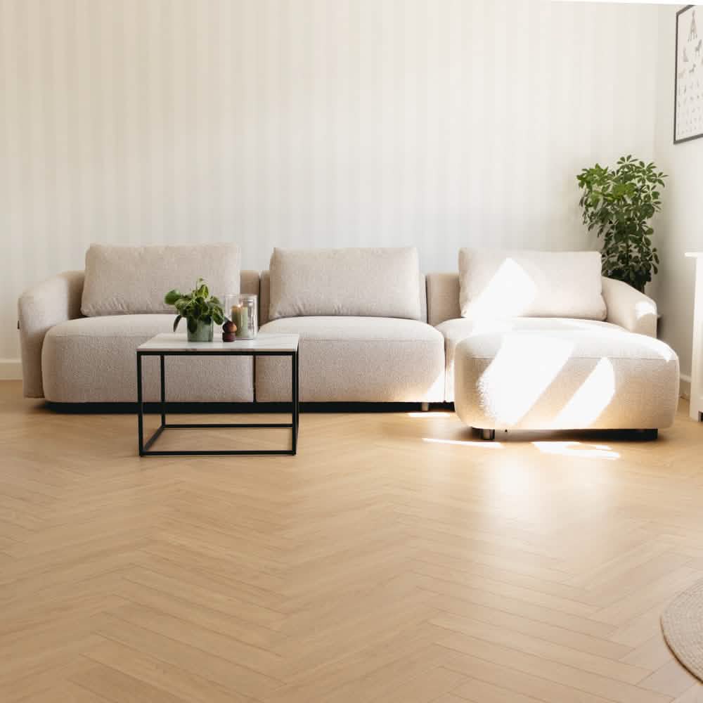 Nolio Modulsofa in Bouclé Beige + Hocker, 315 cm Breite | PolsterOase