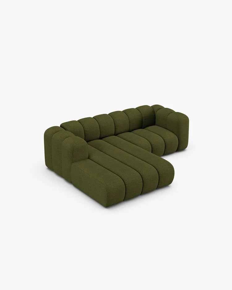 PolsterOase Modulsofa – Grandé Ecksofa 3-Sitzer in Bouclé, 230 cm Breite, Grün, Links – Perspektivische Ansicht