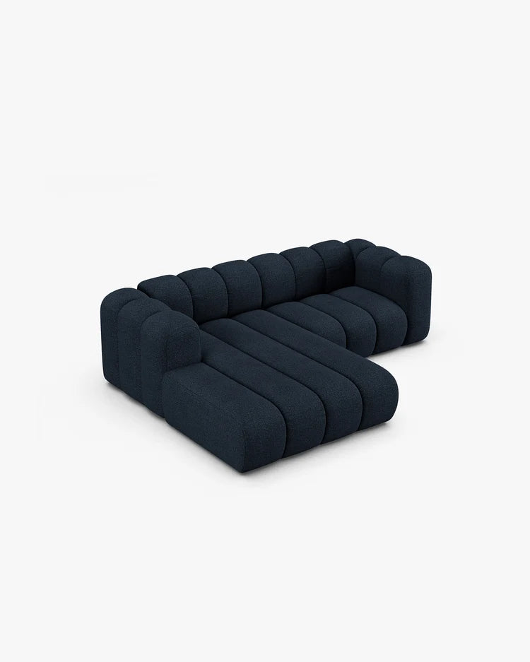 PolsterOase Modulsofa – Grandé Ecksofa 3-Sitzer in Bouclé, 230 cm Breite, Königsblau, Links – Perspektivische Ansicht