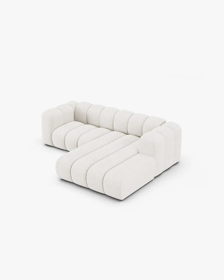 PolsterOase Modulsofa – Grandé Ecksofa 3-Sitzer in Bouclé, 230 cm Breite, Weiß, Rechts – Perspektivische Ansicht
