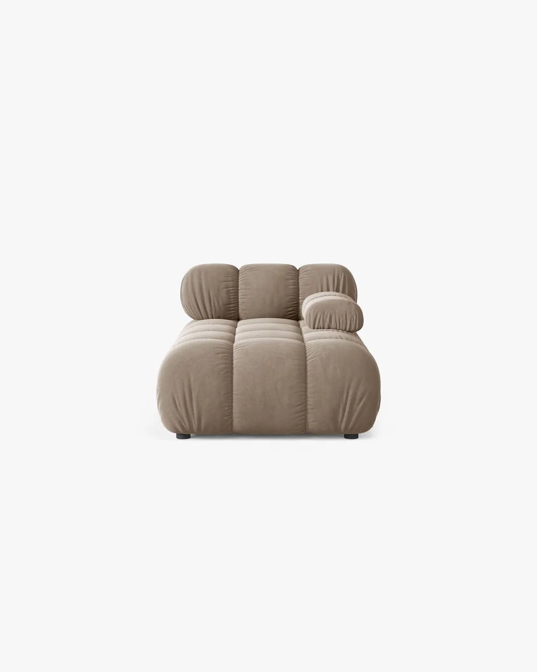 PolsterOase Modulsofa – Selene Chaiselongue mit Armlehne in Samt, 94 x 155 cm, Cappuccino – Rechts – Ansicht 1
