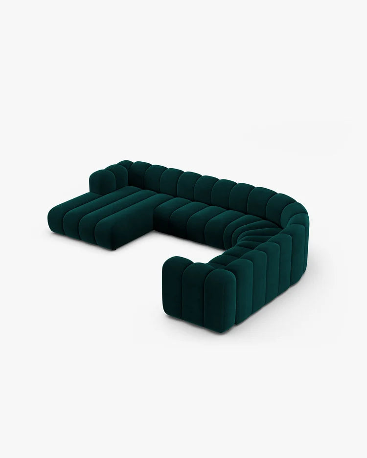 PolsterOase Sofa – Grandé Wohnlandschaft 6-Sitzer in Samt, 370 cm Breite, Deep Petrol, Rechts – Perspektivische Ansicht