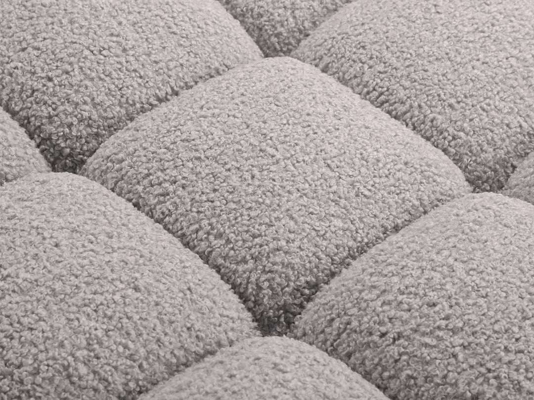 PolsterOase Sofa – Selene Sofa 3-Sitzer in Bouclé, 285 cm Breite, Grau – Frontalansicht