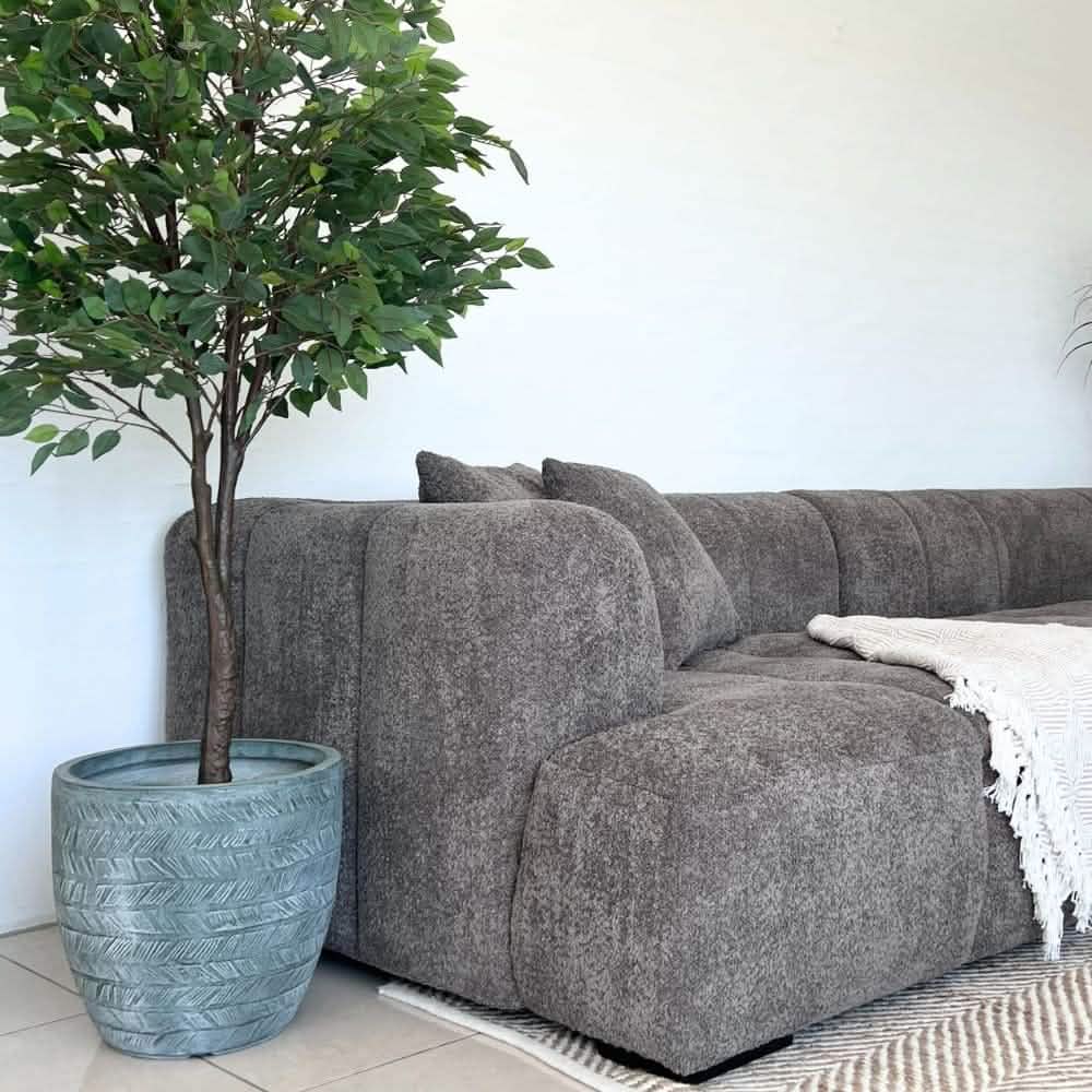 Bora Ecksofa (links) in Bouclé Grau, 304 cm Breite | PolsterOase