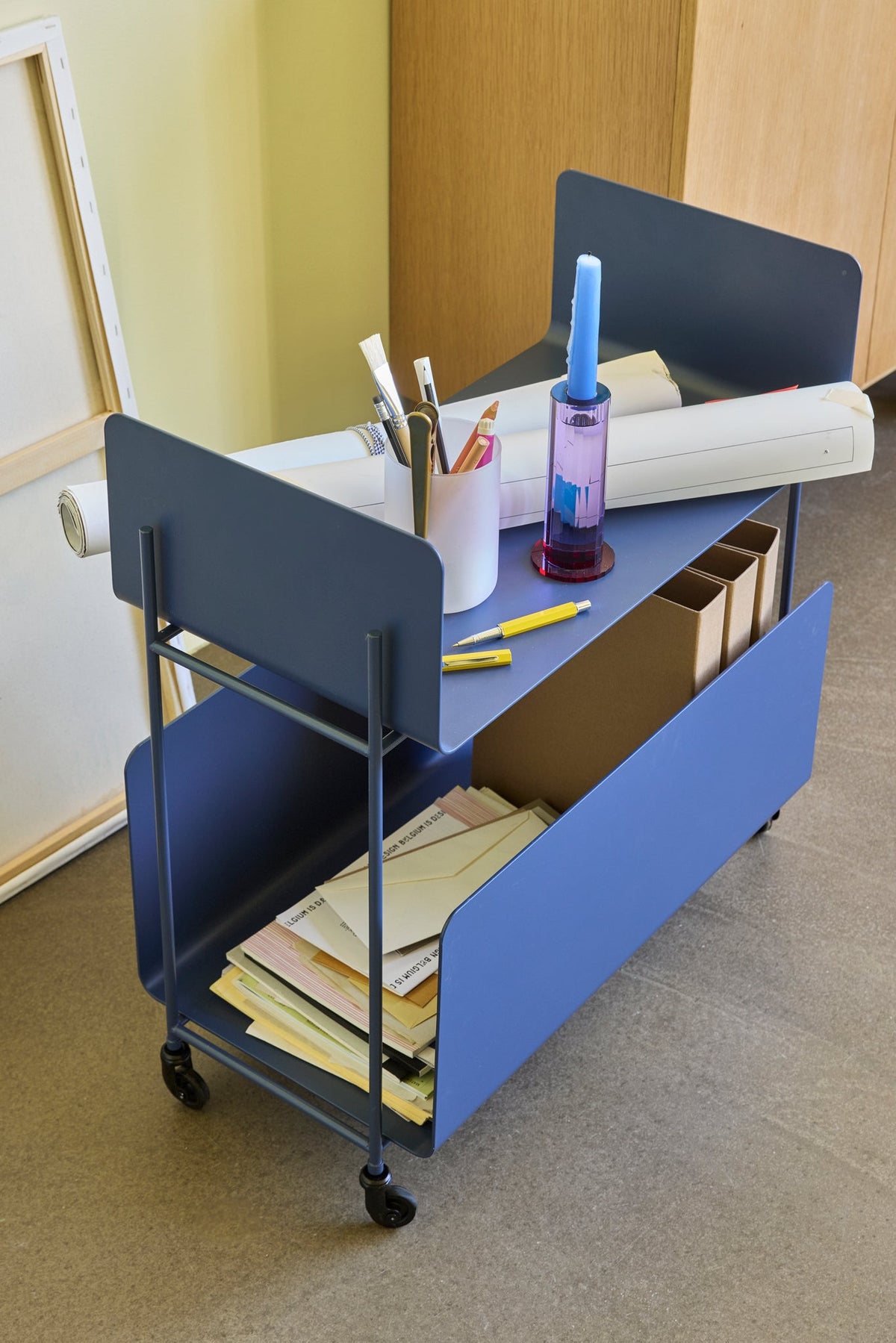 PolsterOase Möbel – Ays Trolley aus Eisen, Dunkelblau – Ansicht 7