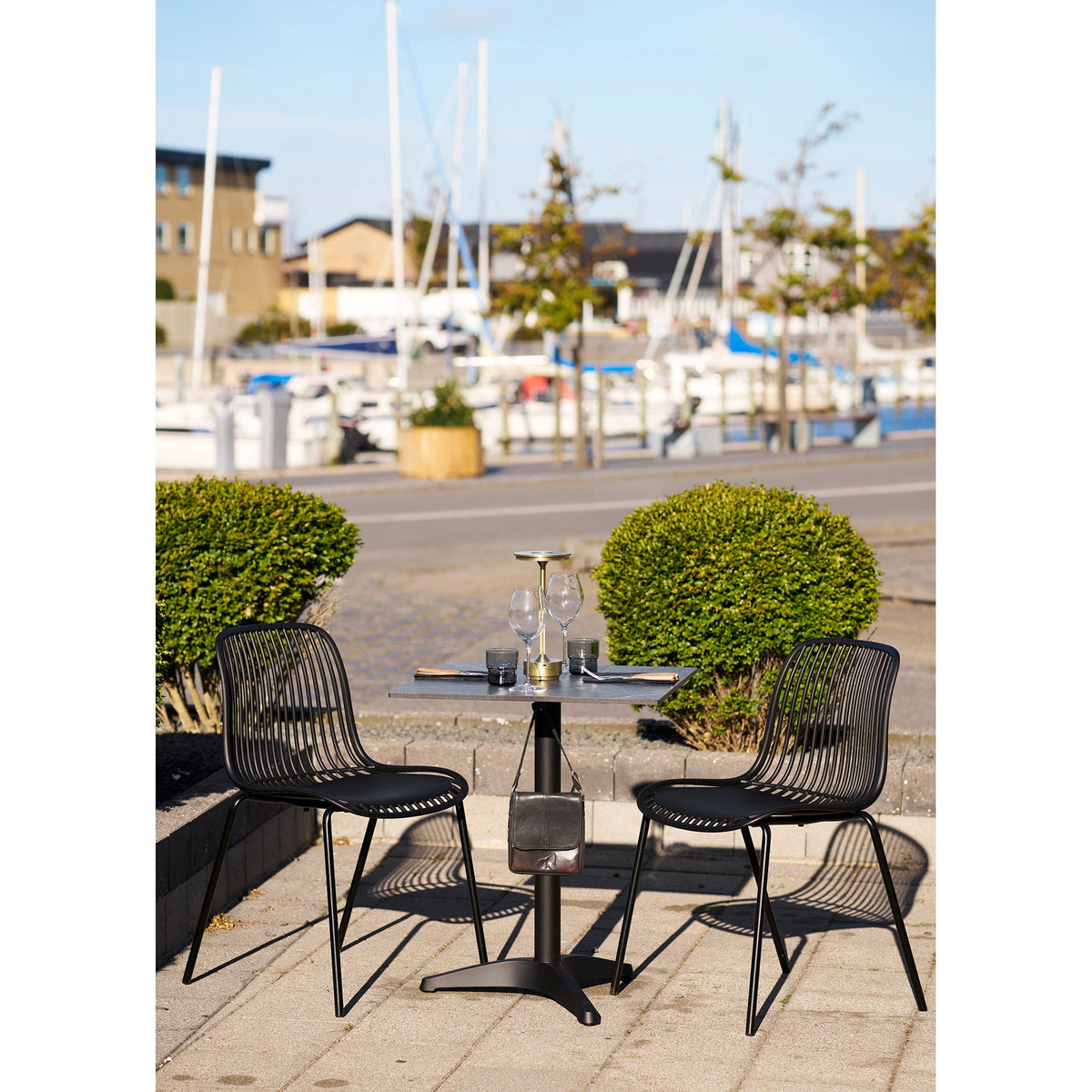 PolsterOase Möbel – Bistrotisch mit Aluminiumbeinen in Marmoroptik, Dunkelgrau, 60 cm – Ansicht 8