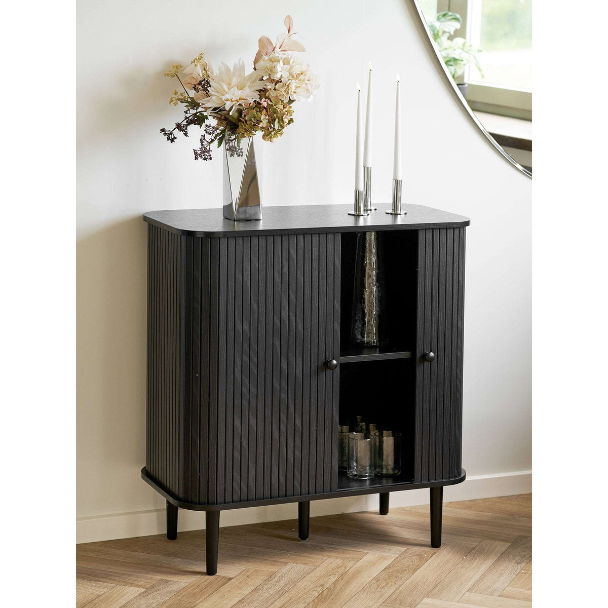 PolsterOase Möbel – Nikko Sideboard aus Kiefernholz, 2 Türen, Schwarz – Ansicht 2