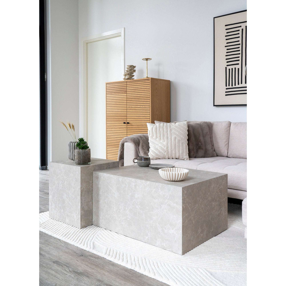 PolsterOase Möbel – Prague Beistelltisch in Marmoroptik, Beige, 40 × 40 cm – Ansicht 5
