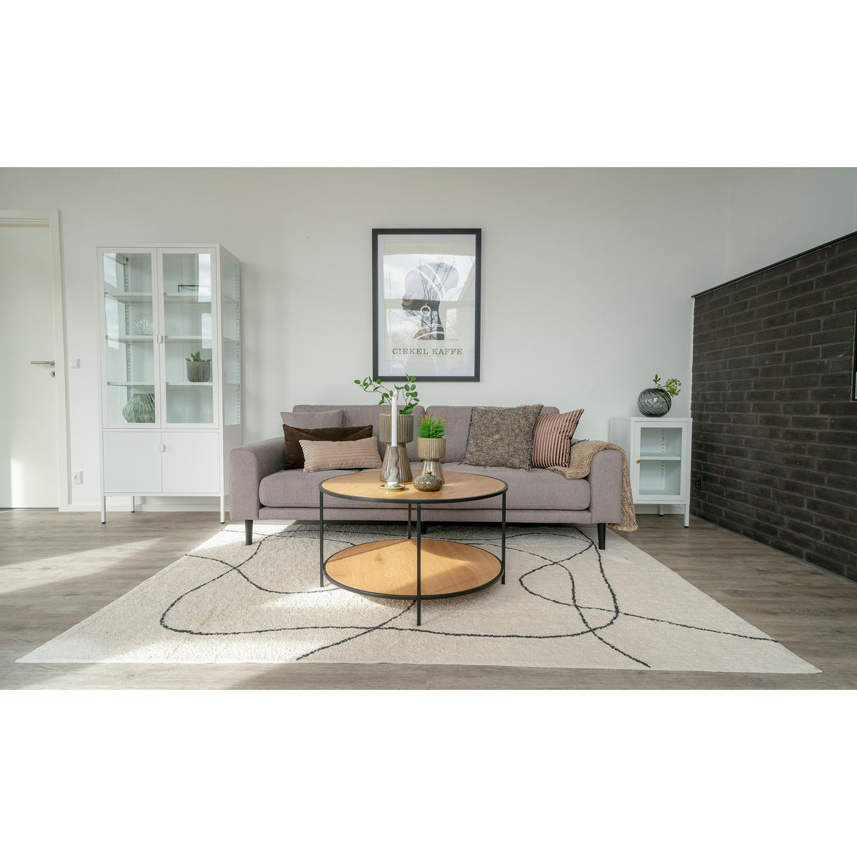 PolsterOase Möbel – Vita Couchtisch, Eichenoptik, schwarzer Rahmen ø80x45 cm – Ansicht 4