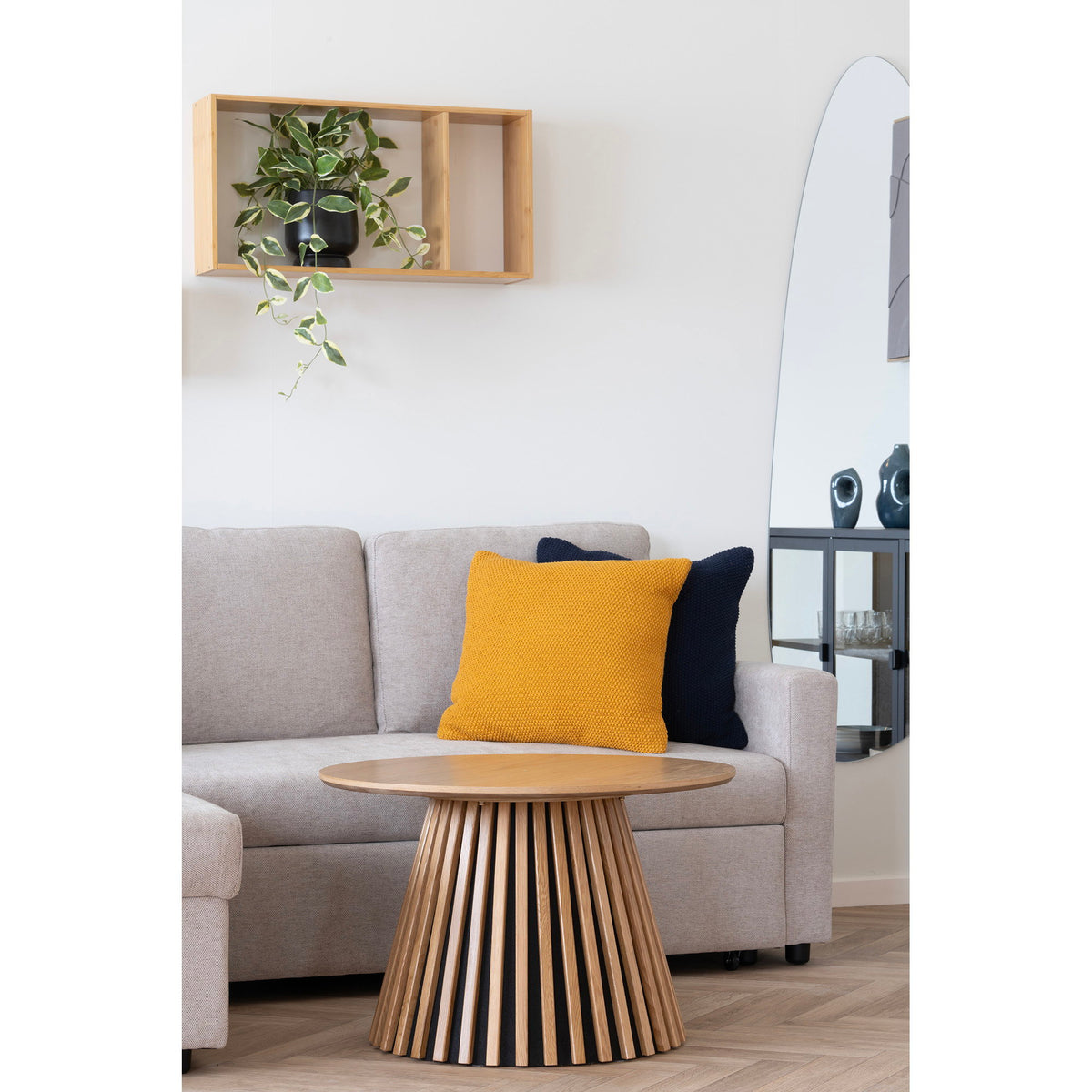PolsterOase Möbel – Osaka Couchtisch aus Eichenholz, Natur, Ø 70 cm – Ansicht 5