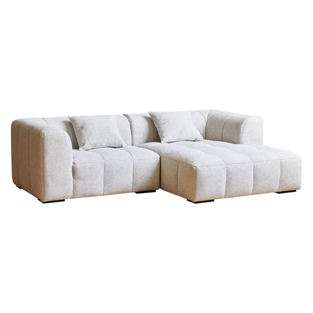 Bora Ecksofa (rechts) in Bouclé Weiß, 240 cm Breite | PolsterOase