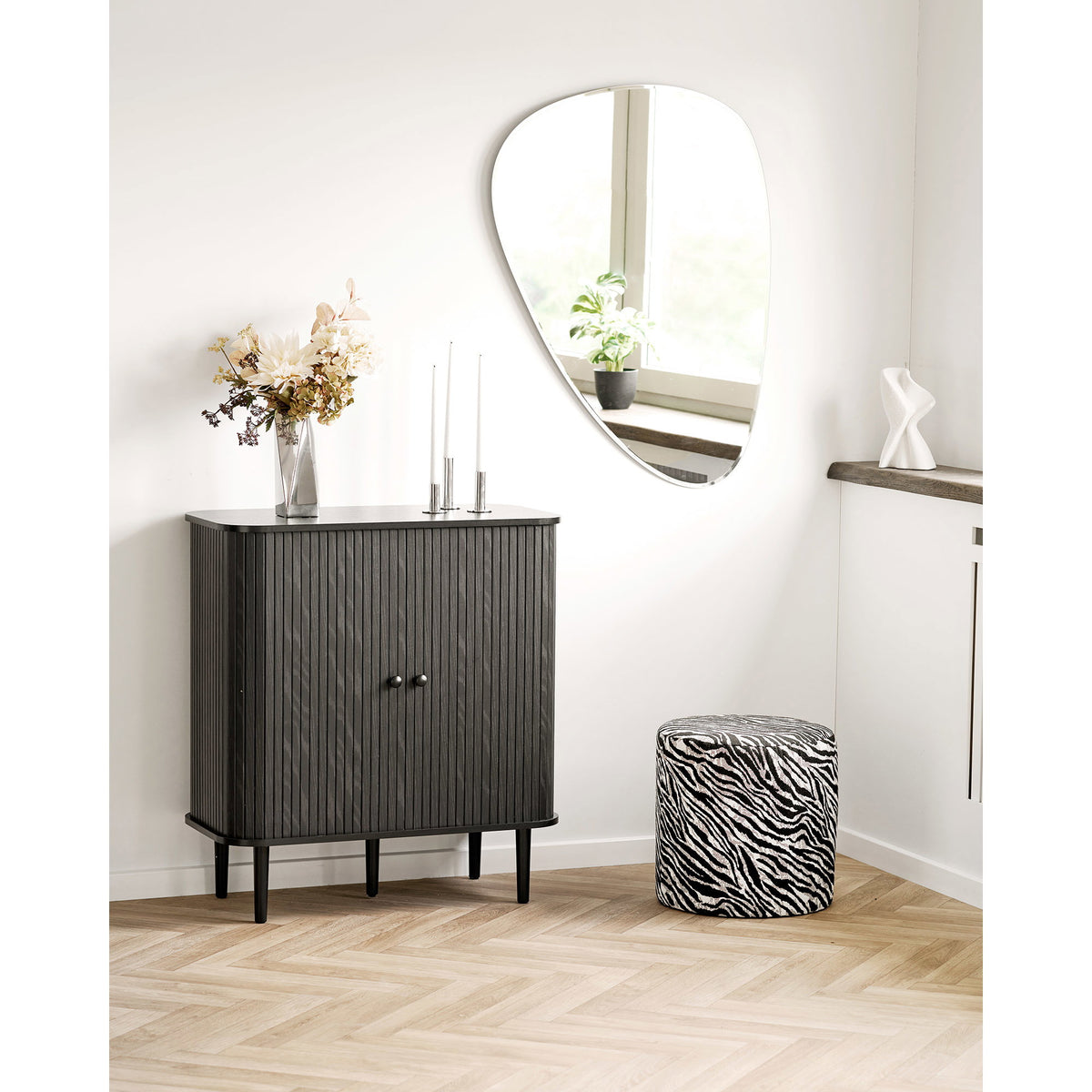 Nikko Sideboard, Schwarz, 2 Türen