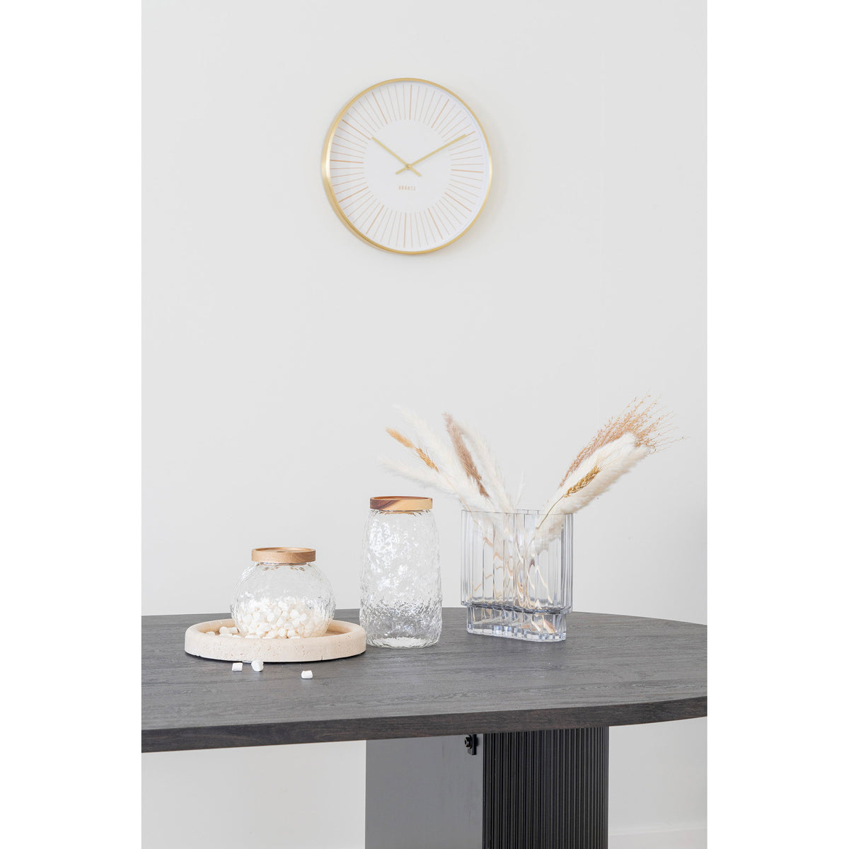 PolsterOase Möbel – Takamaka Wanduhr aus Aluminium und Glas, Gold, Ø 40 cm – Ansicht 3