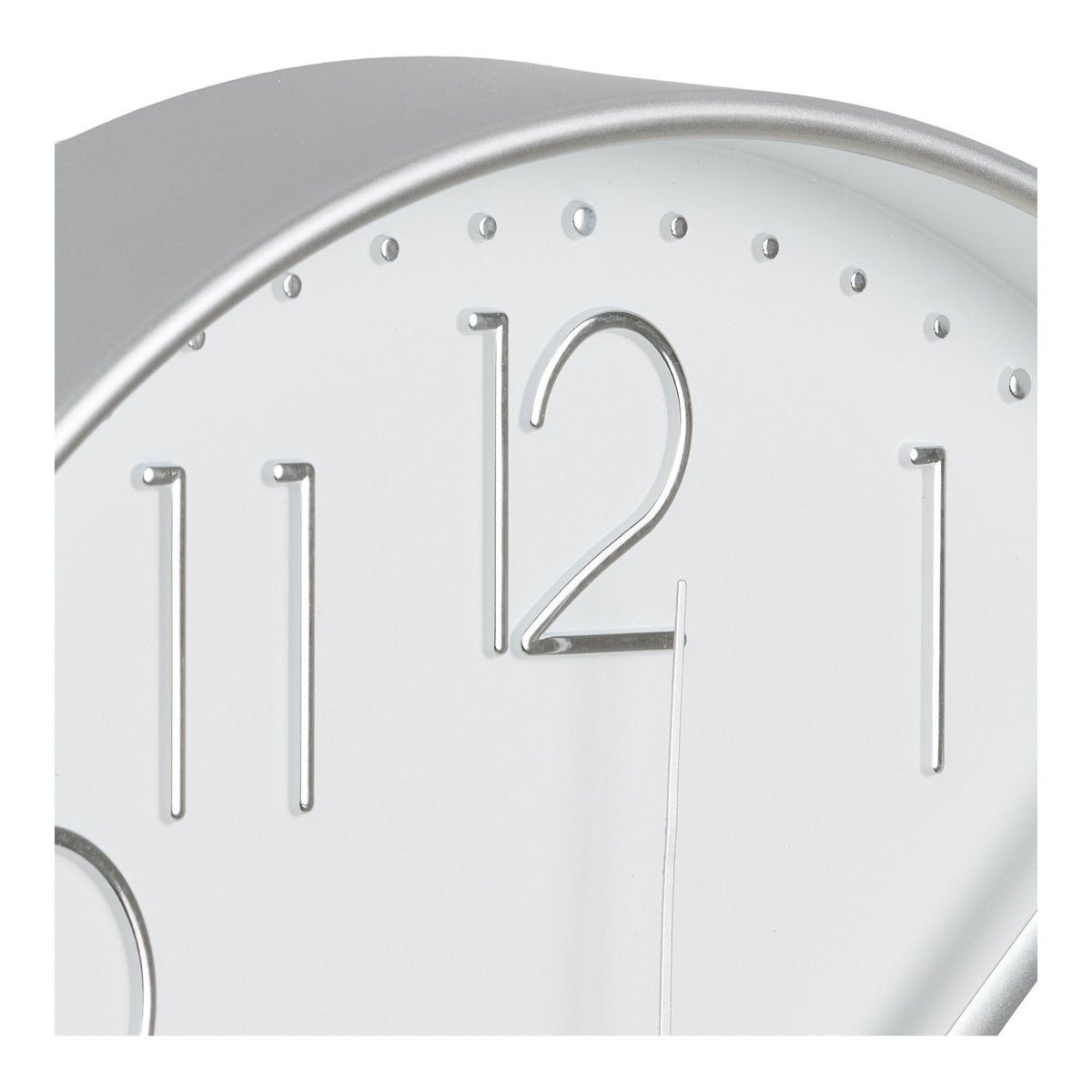 PolsterOase Möbel – Lalibela Wanduhr mit Glasfront und leisem Uhrwerk, Silber, Ø 30 cm – Ansicht 4