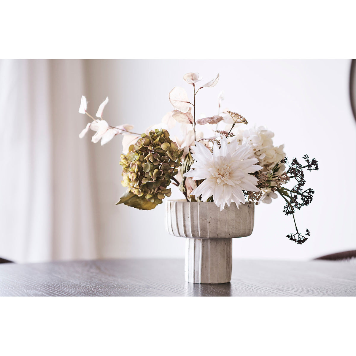 Zementvase, Braun/Beige
