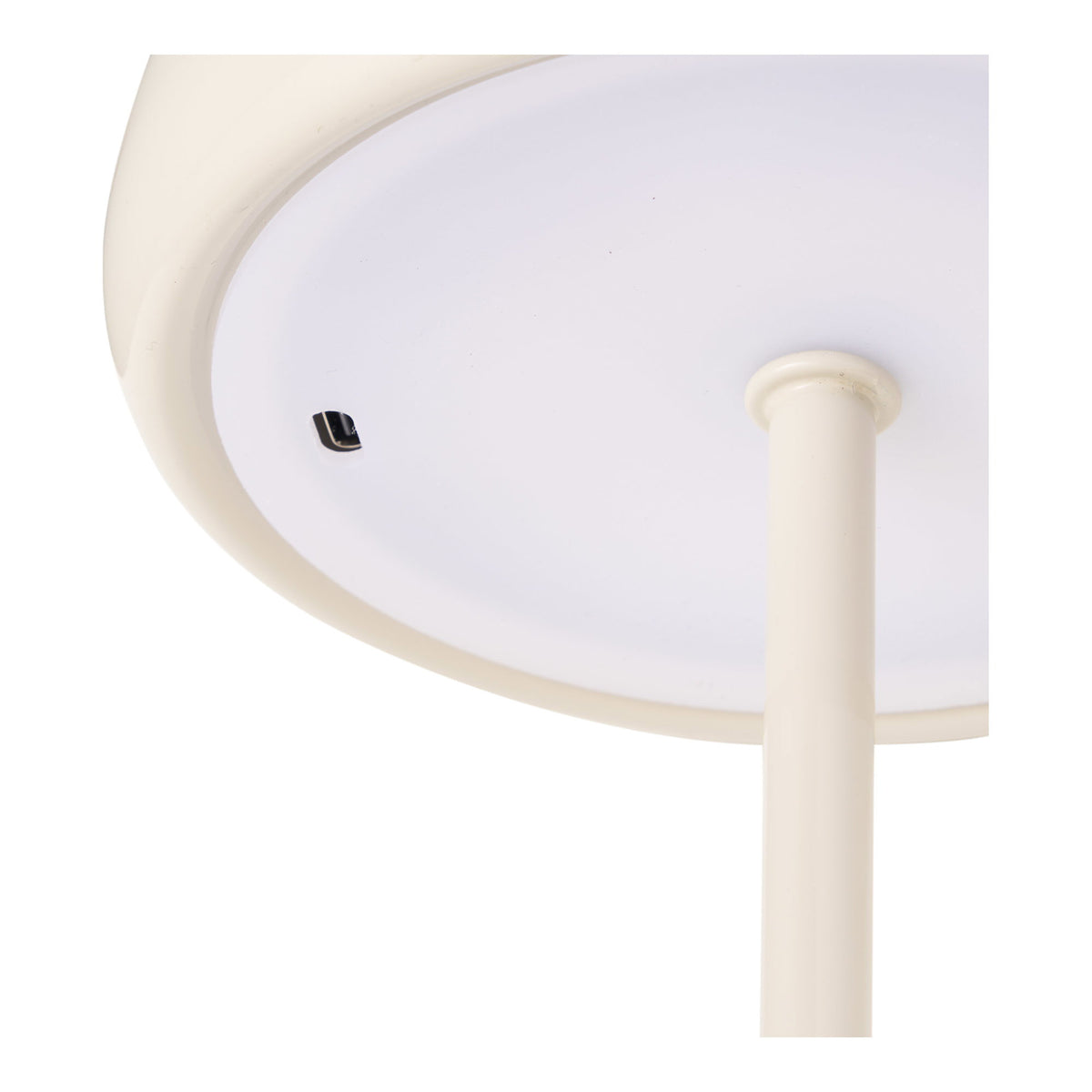 PolsterOase Möbel – Margate Akku Tischlampe aus Metall, Beige, Ø 13 cm – Ansicht 5