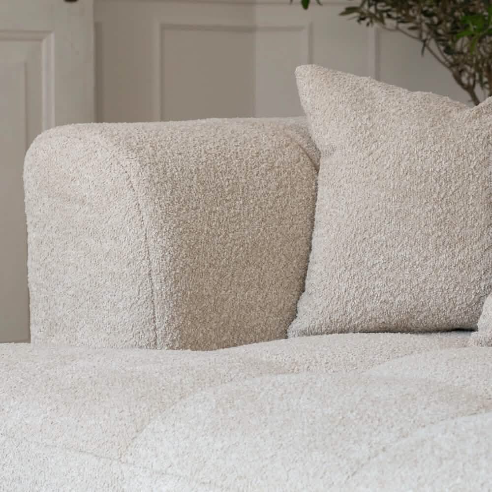 Bora Ecksofa (links) in Bouclé Grau, 304 cm Breite | PolsterOase