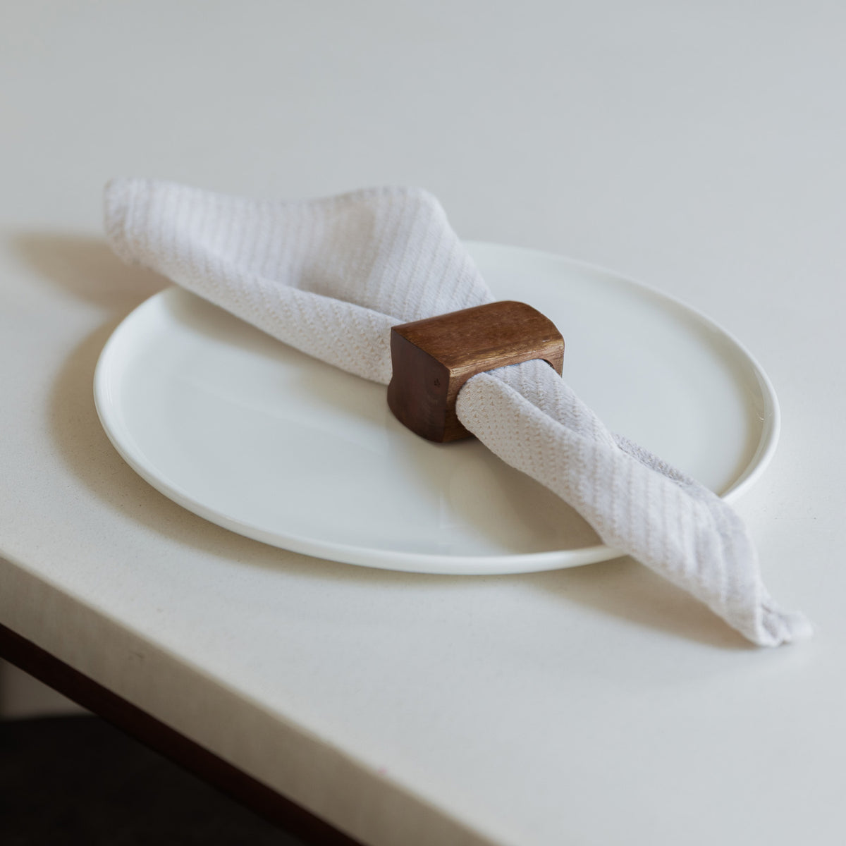 S|P Collection Serviettenring 5,5 x 4 cm, rechteckig, Holz, Moku - 4er-Set – Produktansicht 2