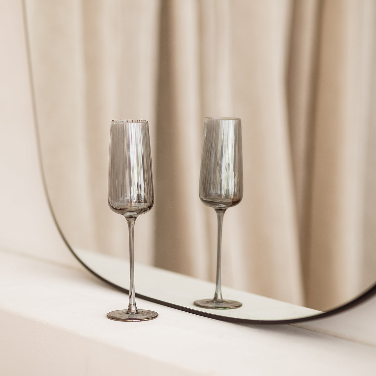 S|P Collection Champagnerglas 24 cl, rauchfarben, Ray - 4er-Set – Produktansicht 2