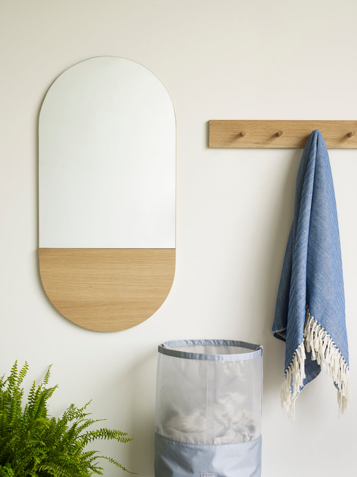 Crescent Wandspiegel, oval, natur