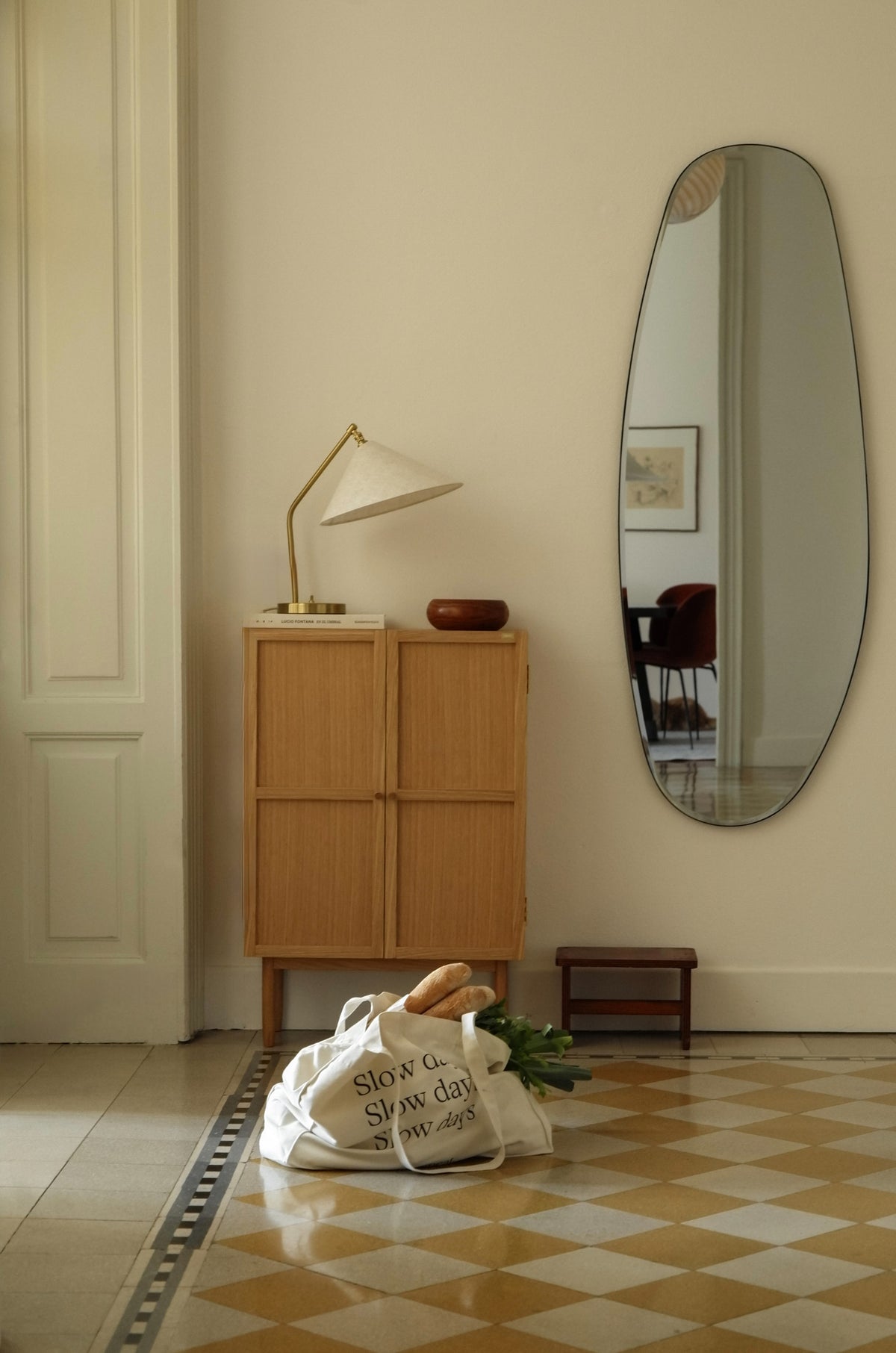 Candour Schrank, Natur
