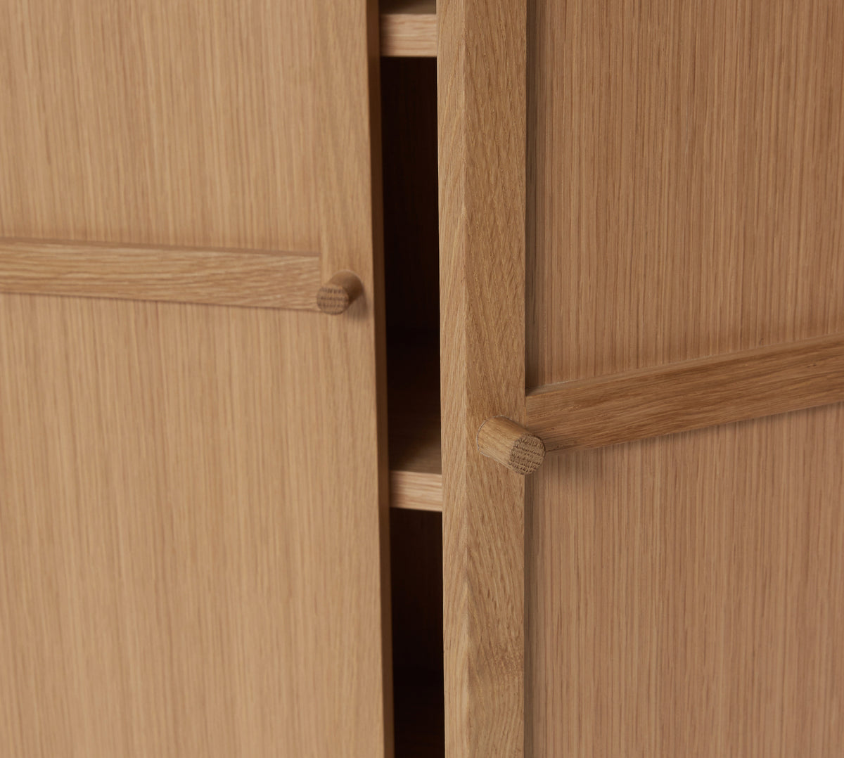 Candour Schrank, Natur