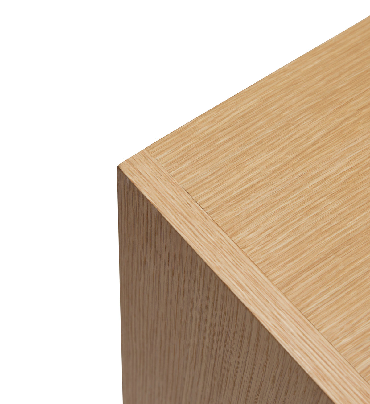 Candour Schrank, Natur