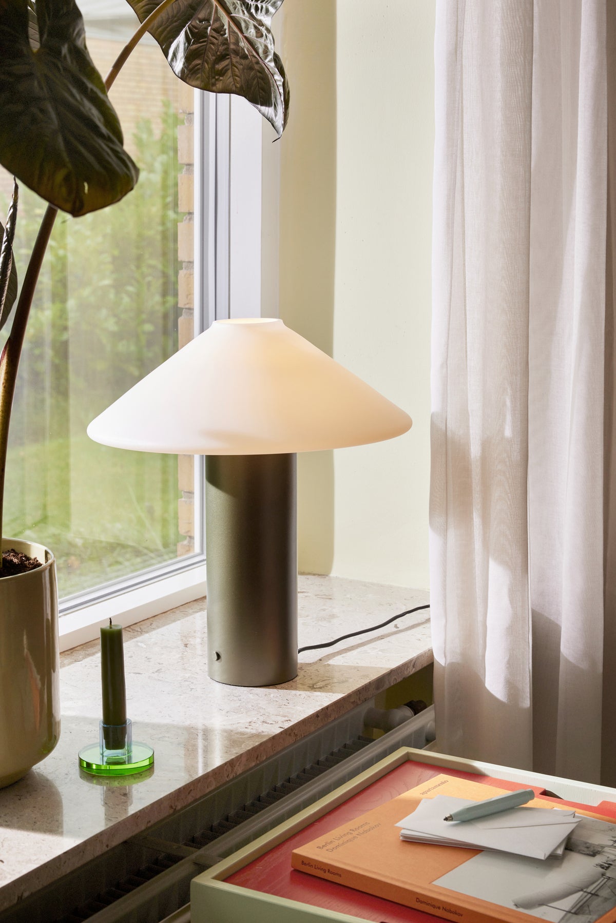 Orbit Tischlampe dunkelgrün