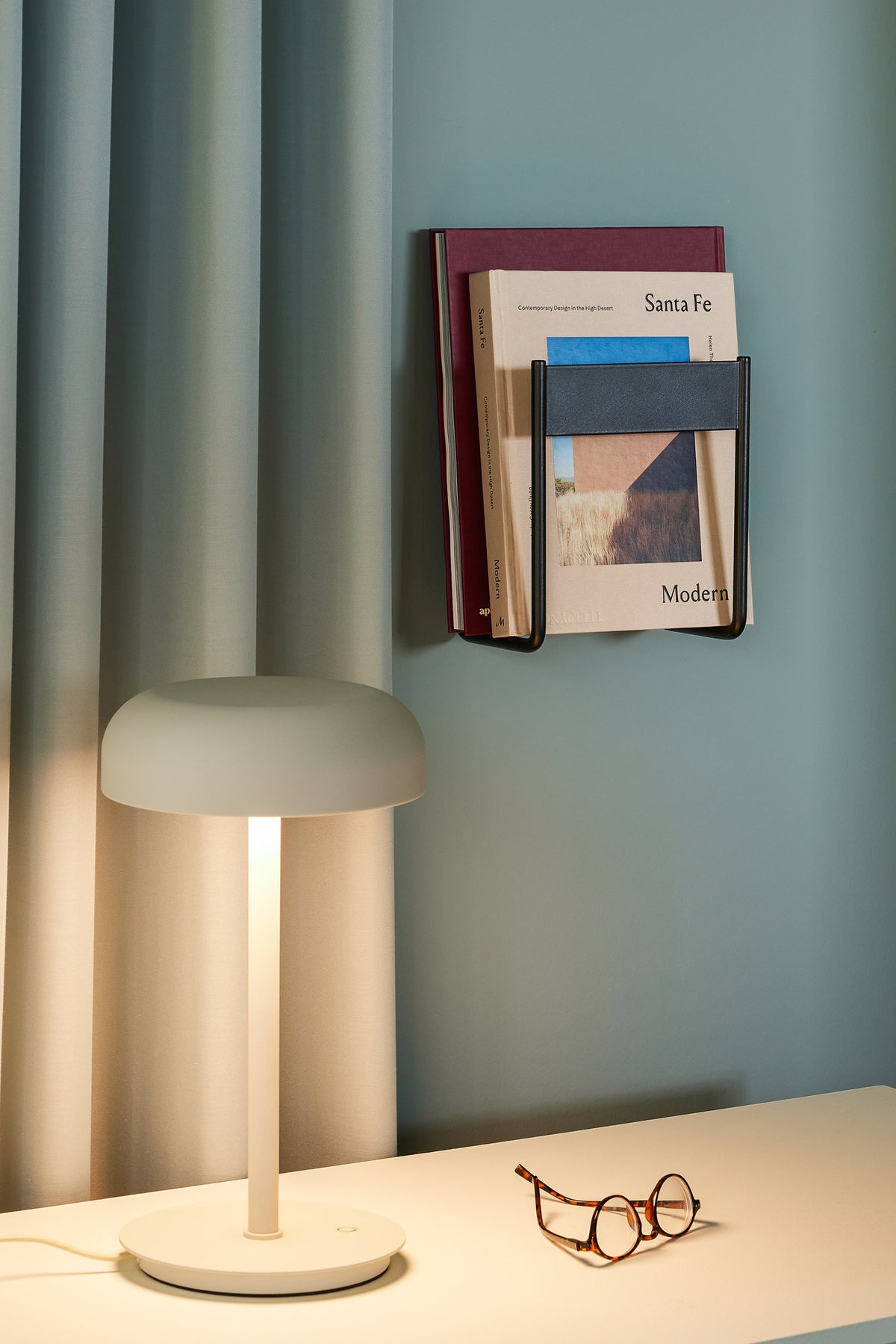 Velo Tischlampe – LED dimmbar, Sand, Ø 20 × 37 cm