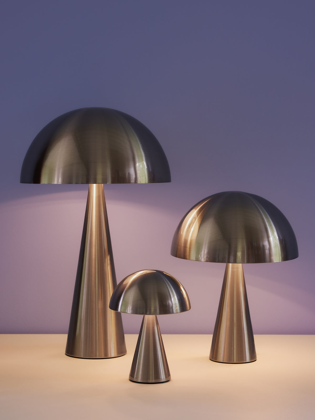 Mush Tischlampe, hoch, Nickel