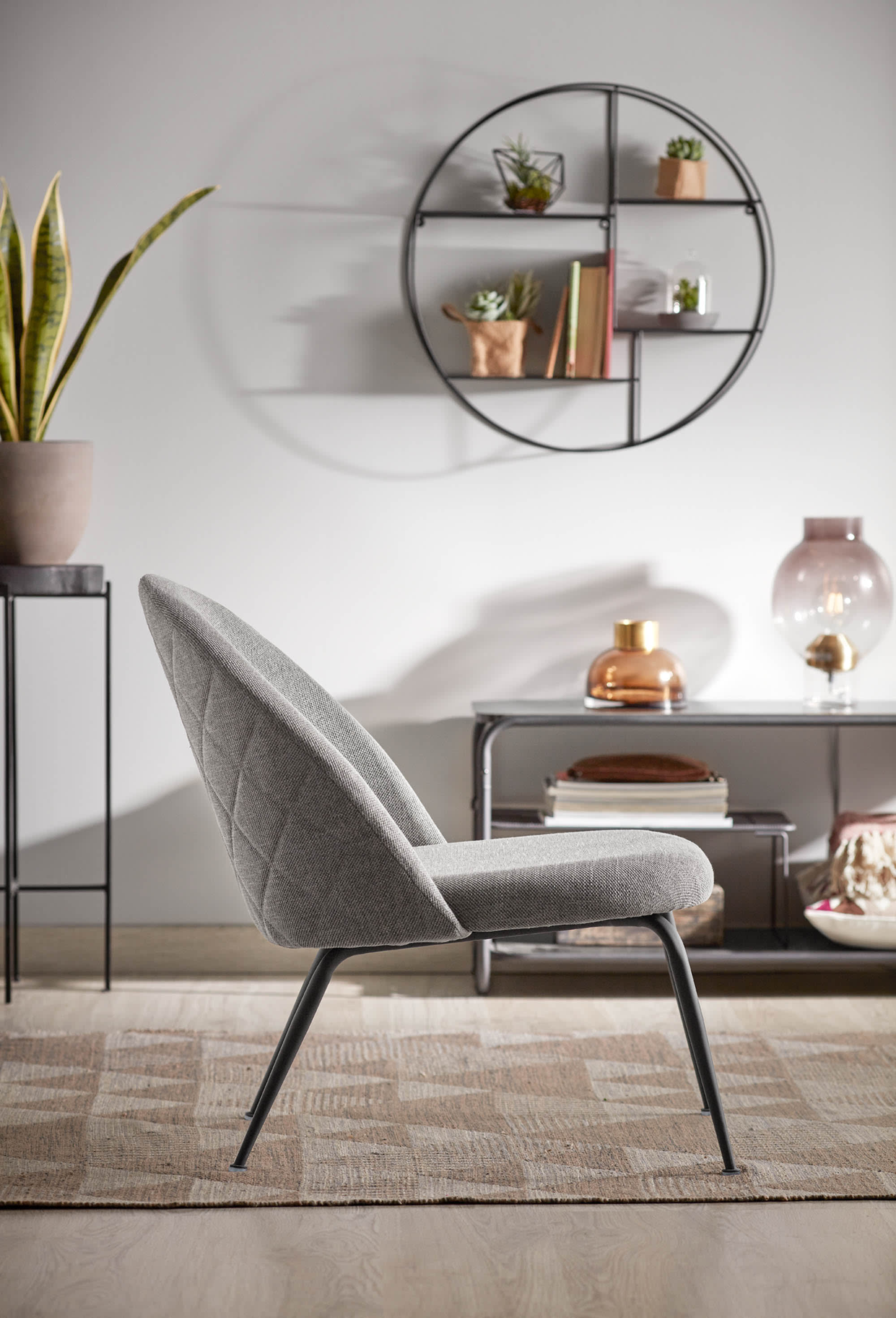 Across Wandregal Ø55 cm – Rundes Designregal aus schwarzem Stahl (Industrial Style)
