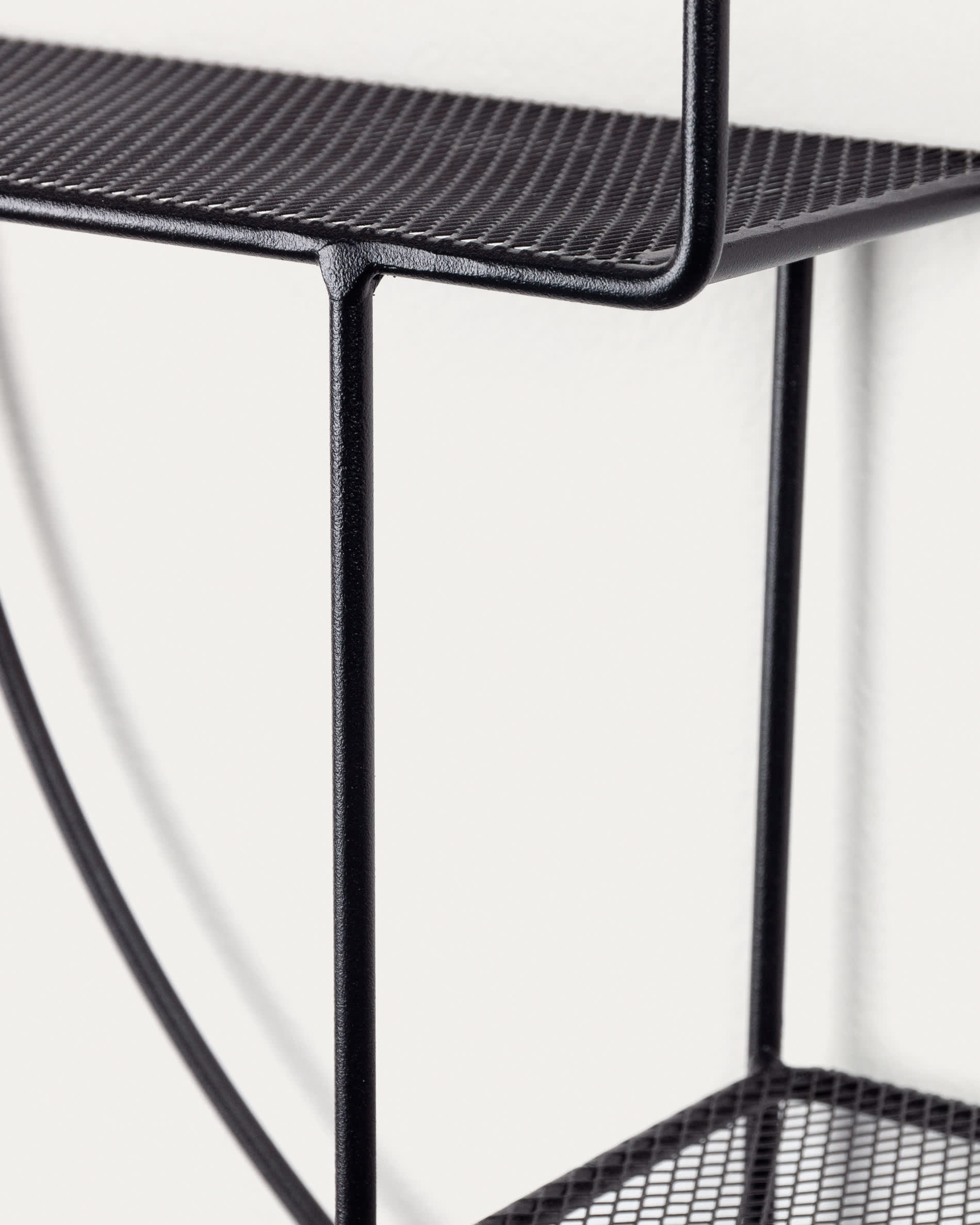 Across Wandregal Ø55 cm – Rundes Designregal aus schwarzem Stahl (Industrial Style)