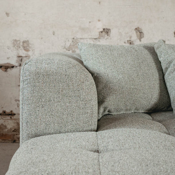 Bora Ecksofa (rechts) in Bouclé Grün, 240 cm Breite | PolsterOase