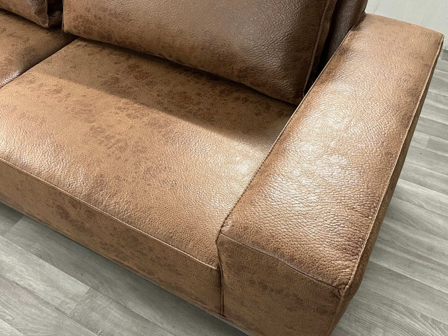 3 - Sitzer in Lederoptik Braun / Cognac - POLSTEROASE