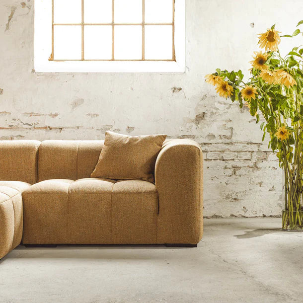 Bora Ecksofa (links) in Bouclé Gold, 240 cm Breite | PolsterOase