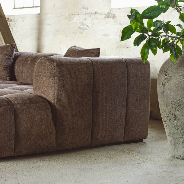 Bora Ecksofa (rechts) in Bouclé Braun, 240 cm Breite | PolsterOase